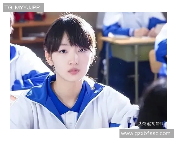 中国足球明星周冬雨的成长历程与职业生涯全景解析